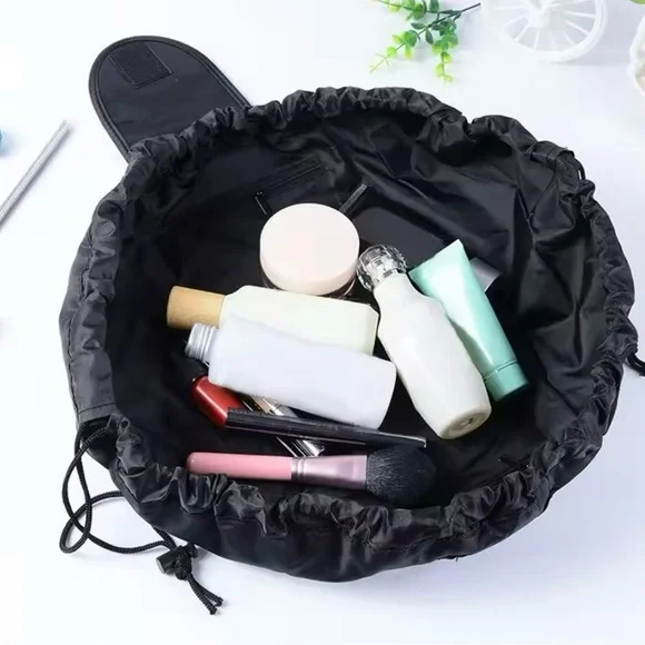 MAKEUP EXPANDABLE DRAWSTRING COSMETIC BAG OR CASE VELCRO CLOSURE IN BLACK- NEW - Picture 9 of 10